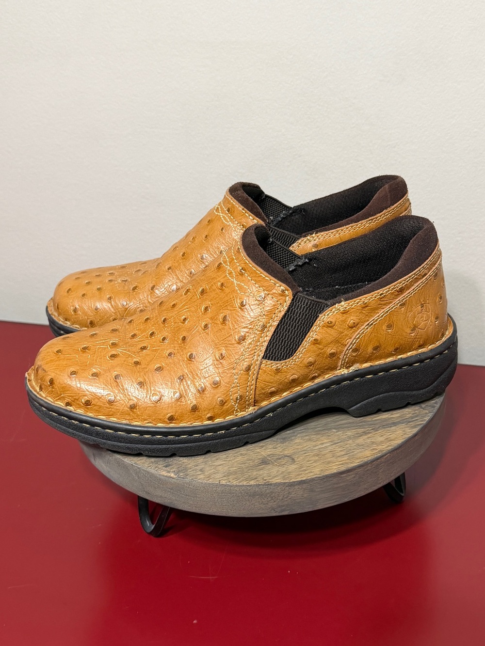ARIAT Ostrich Slip On Shoes ~ 7B